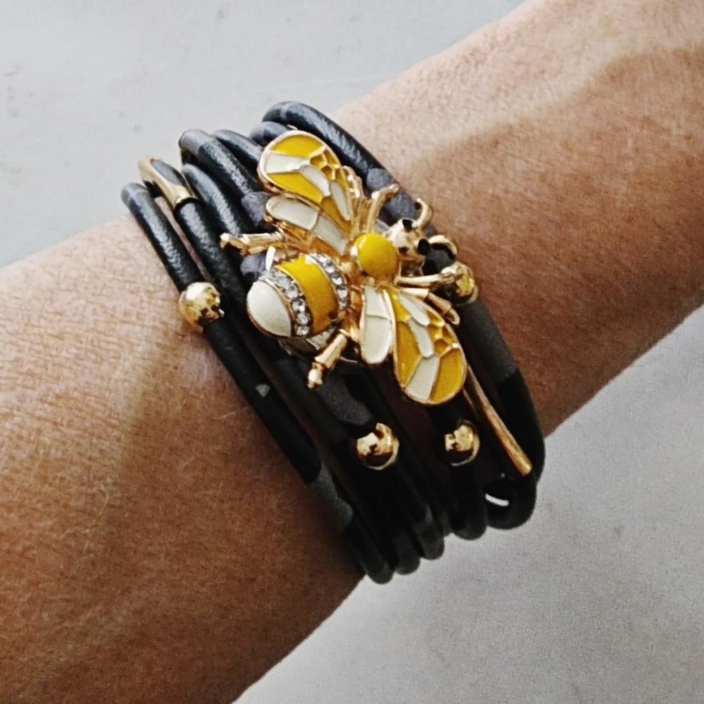 Interchangeable Bee Snap Charm On Multistrand Magnetic Cuff